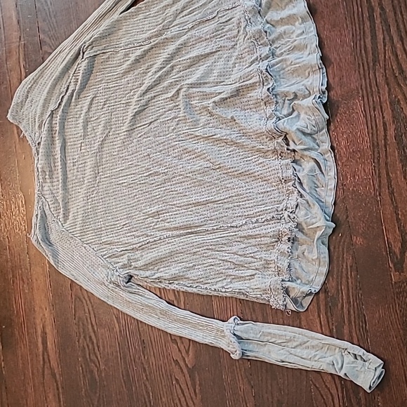 We The Free People Laguna Gray Distressed Slouchy Long Sleeve Thermal Top Wmn L - Picture 7 of 12